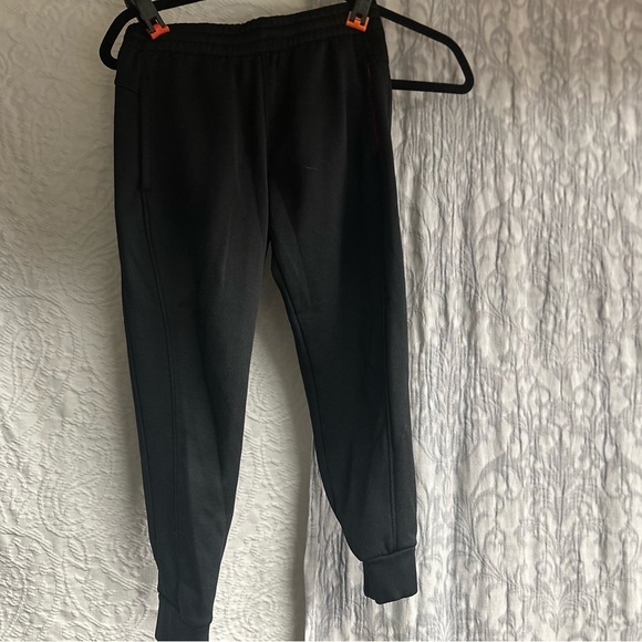 8 pairs of boys sweat pants:joggers good condition - Picture 5 of 12